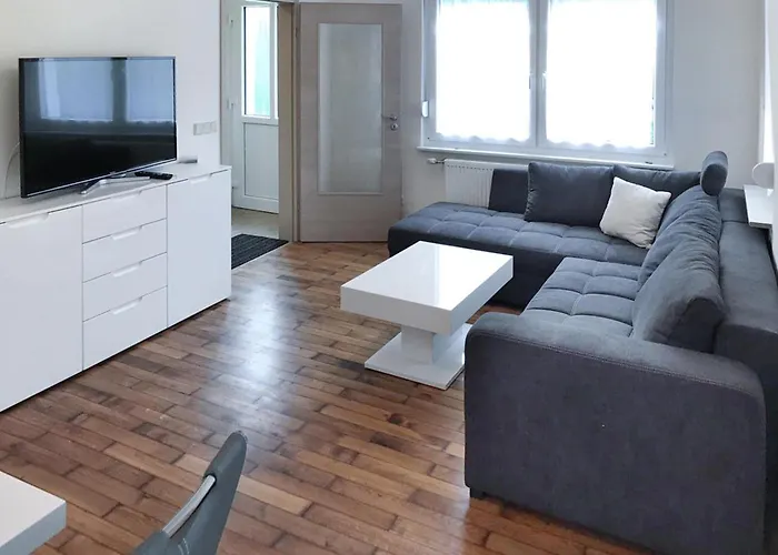 2 Bedroom Pet Friendly In