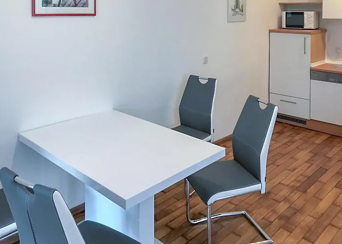 Сasa de vacaciones 2 Bedroom Pet Friendly In *