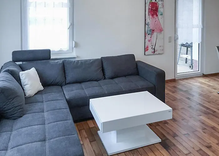 2 Bedroom Pet Friendly In *